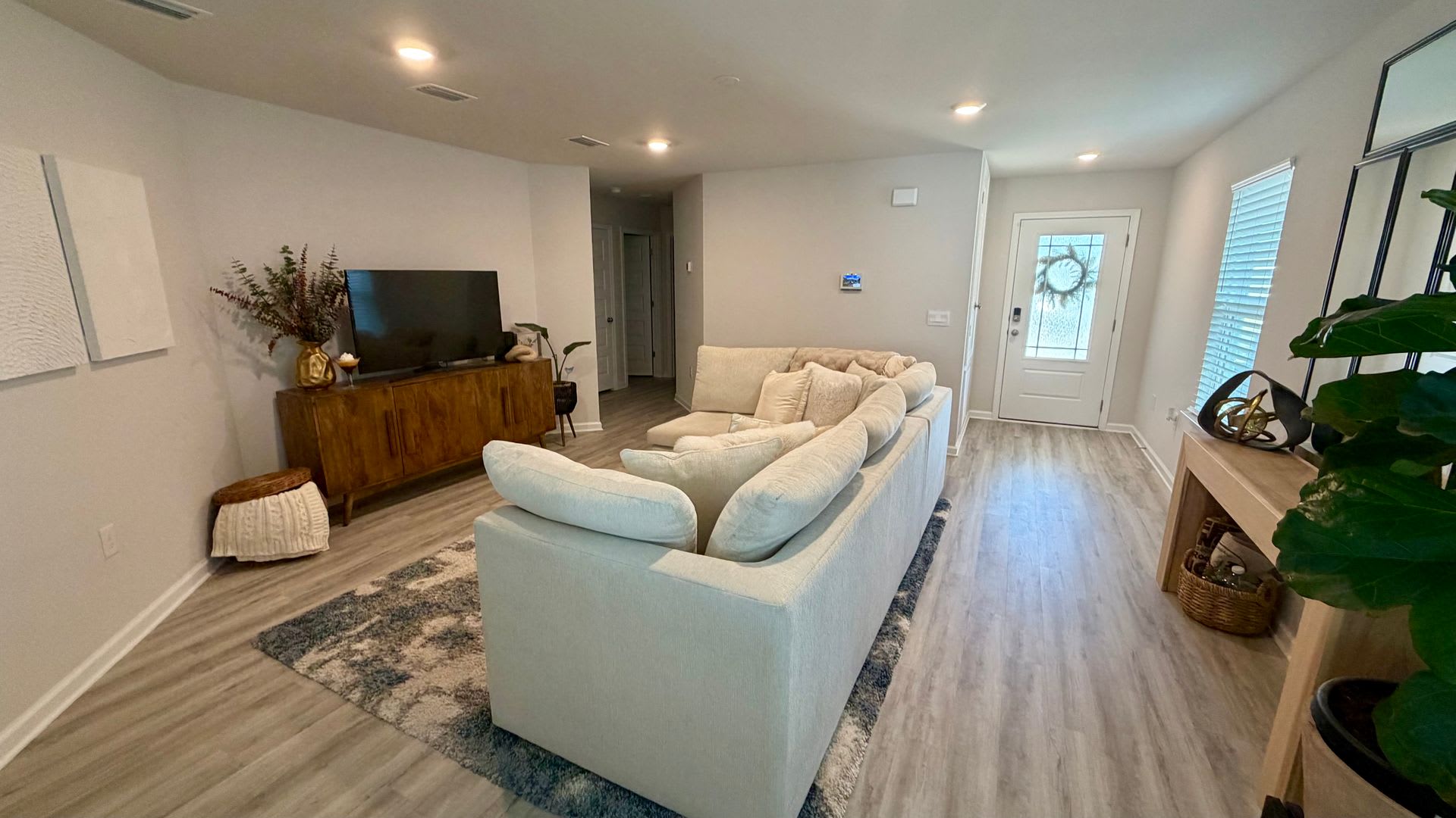 6592 Kettles Street – photo 5