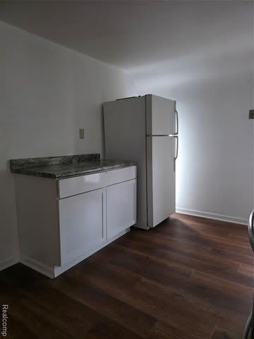 190 W Flint Street – photo 3