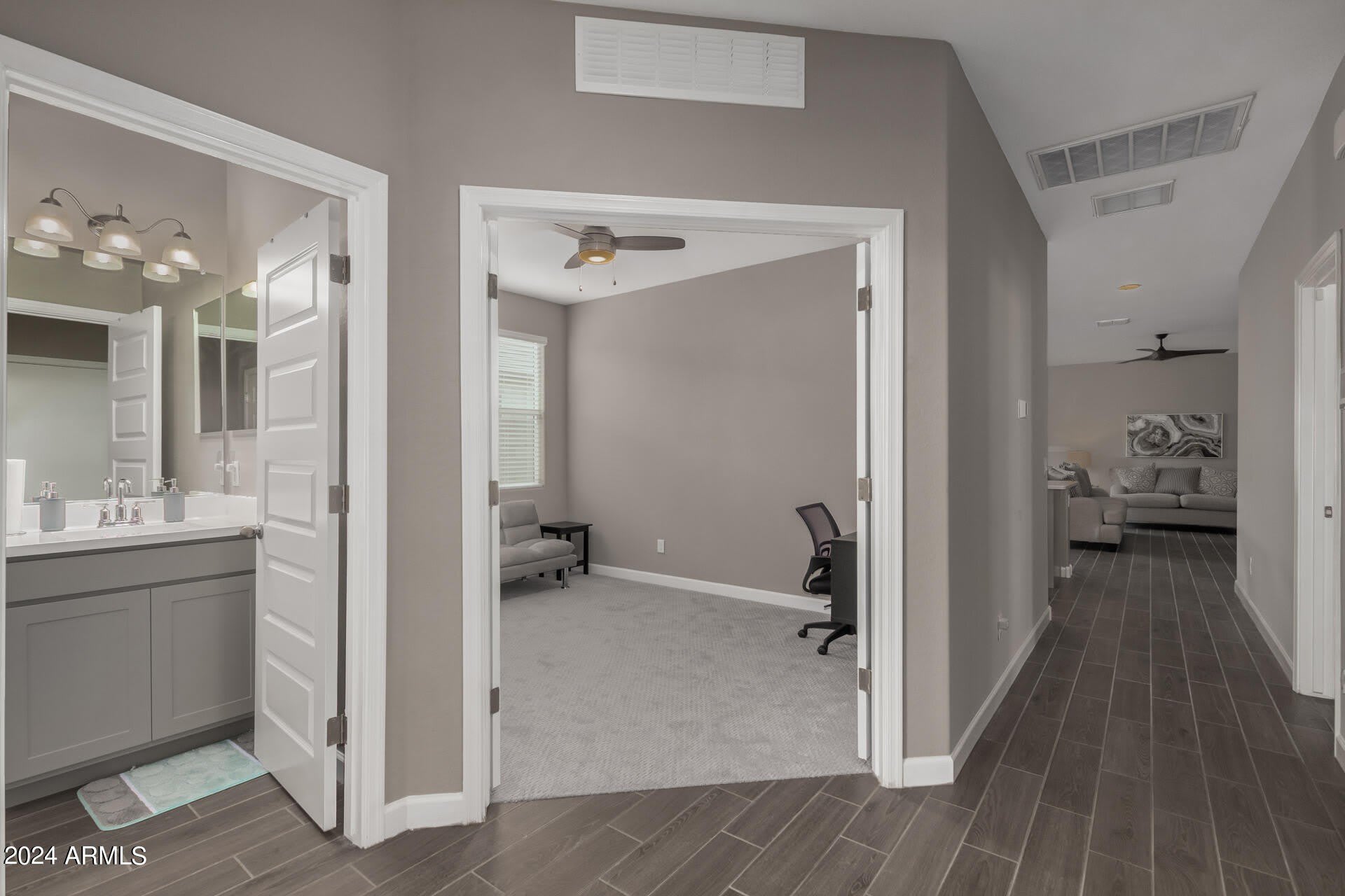 23950 W Hilton Avenue – photo 2