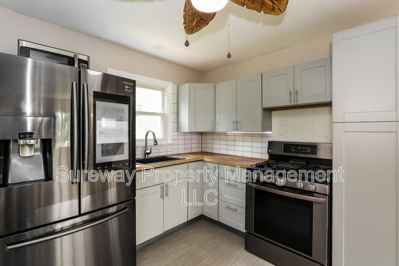 3 Dewar Dr – photo 5