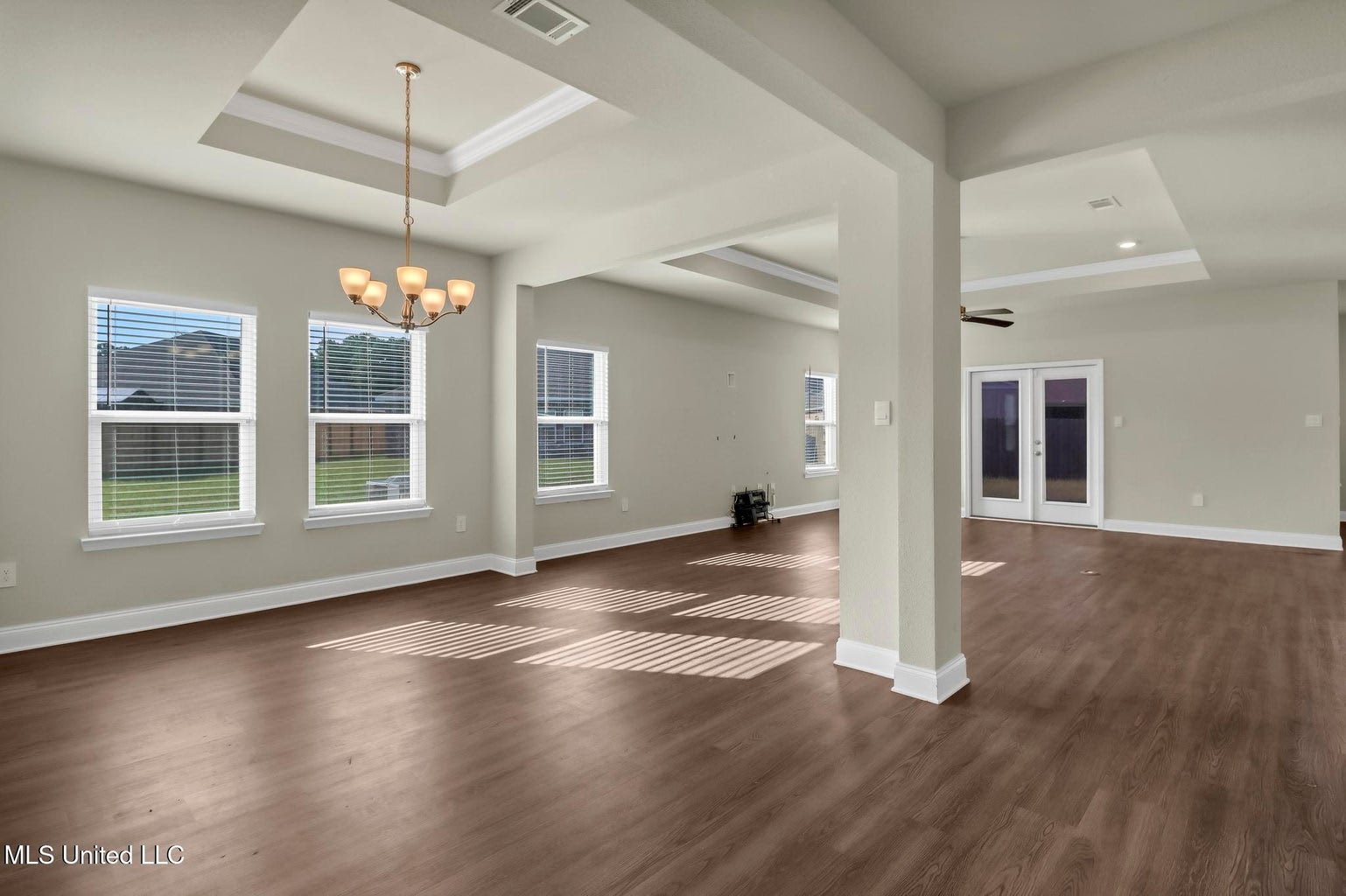 8025 Crawford Drive – photo 5
