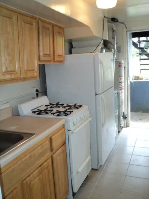 4601 Blaine St Ne 1 – photo 2