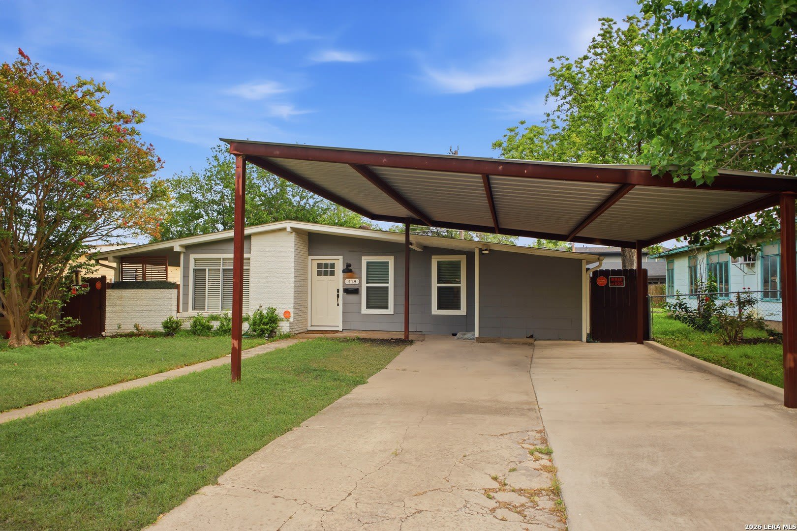 418 Nassau Dr – photo 3