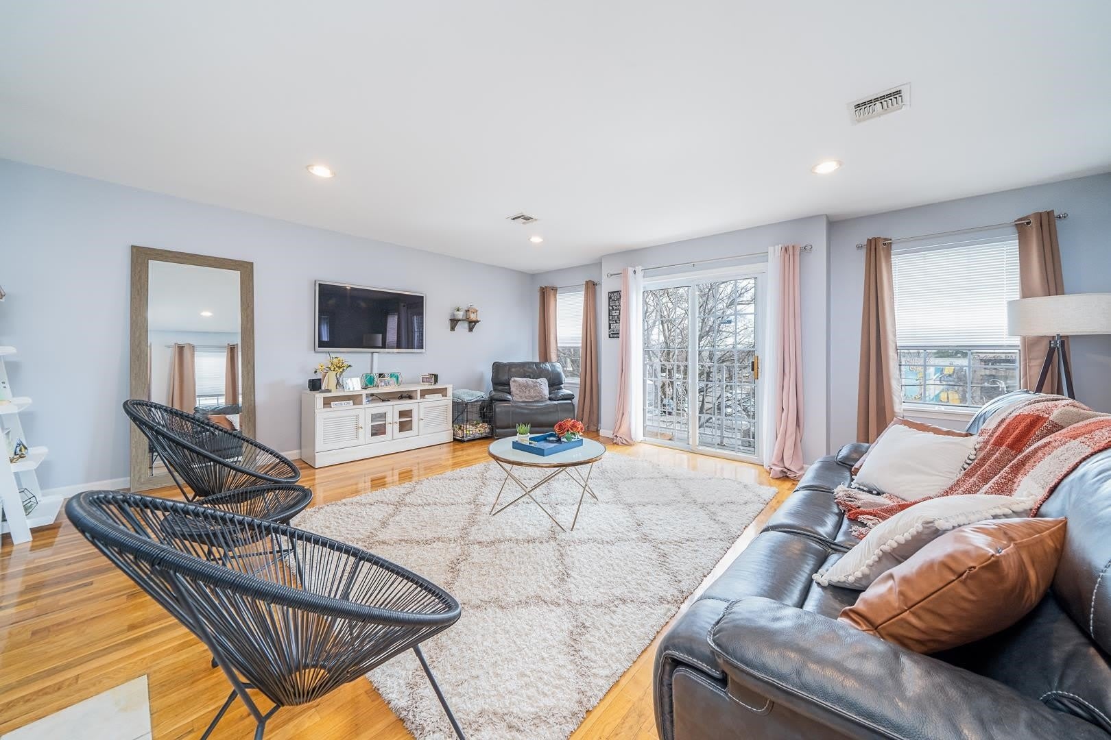 171 HALLADAY ST – photo 3