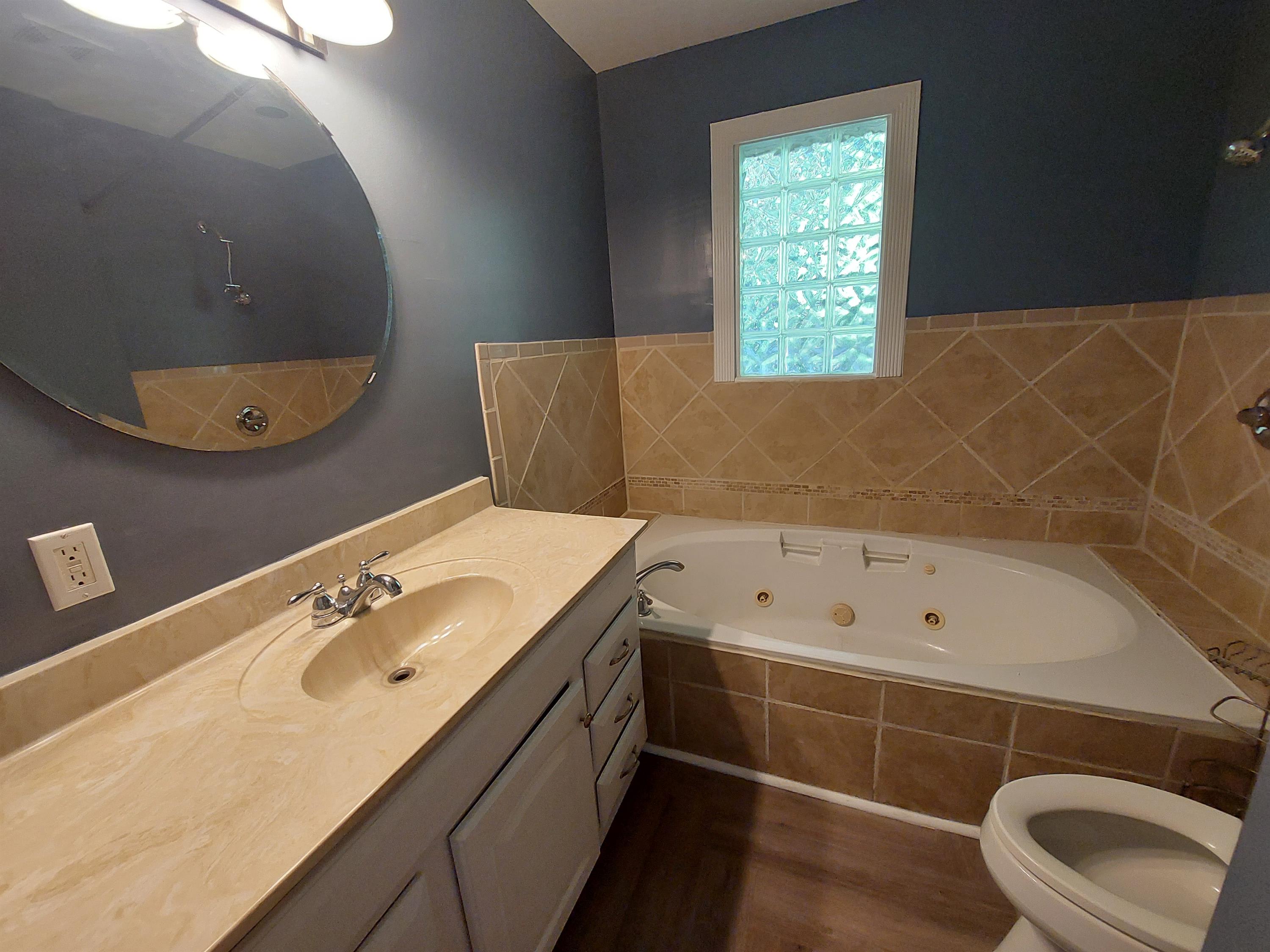 1513 Noel Place – photo 4