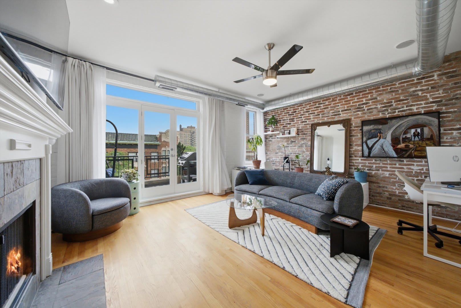 5302 N Winthrop Avenue – photo 4