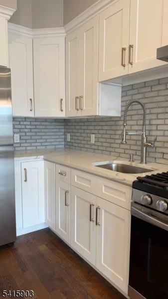 587 River St – photo 4