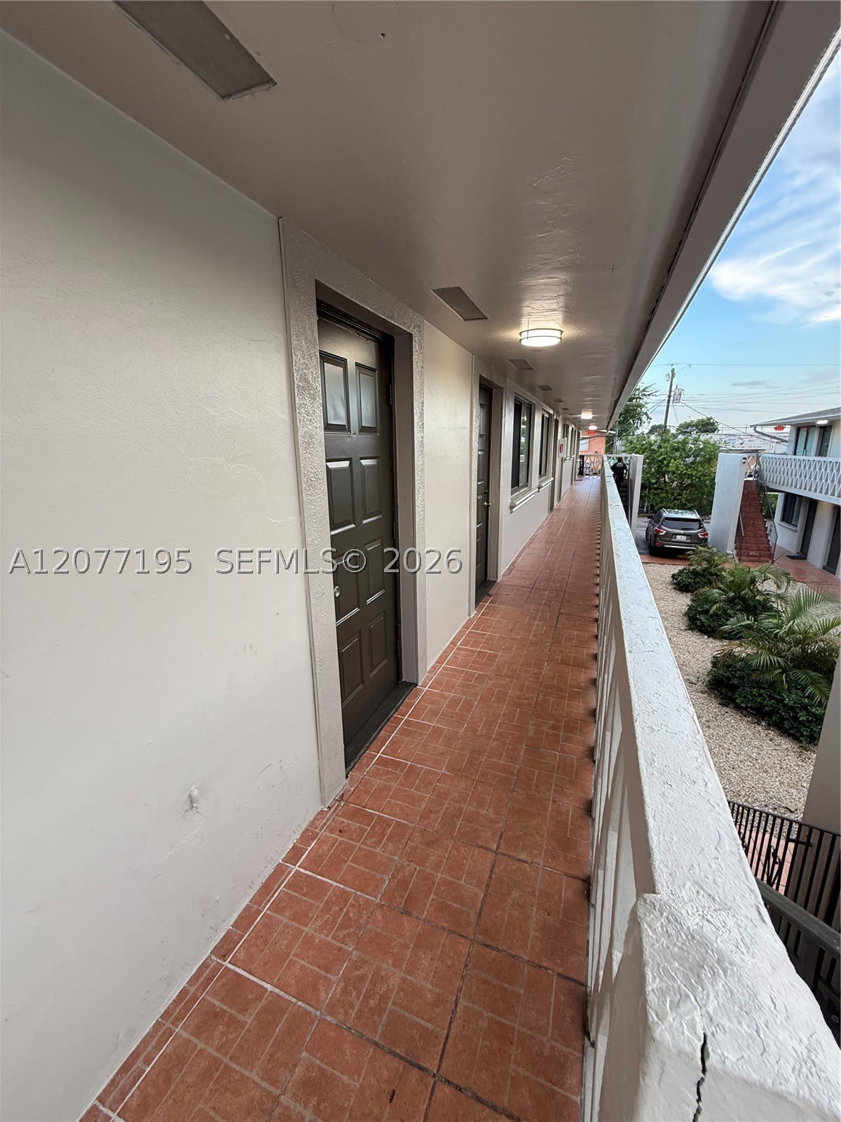 664 W 29th St – photo 2