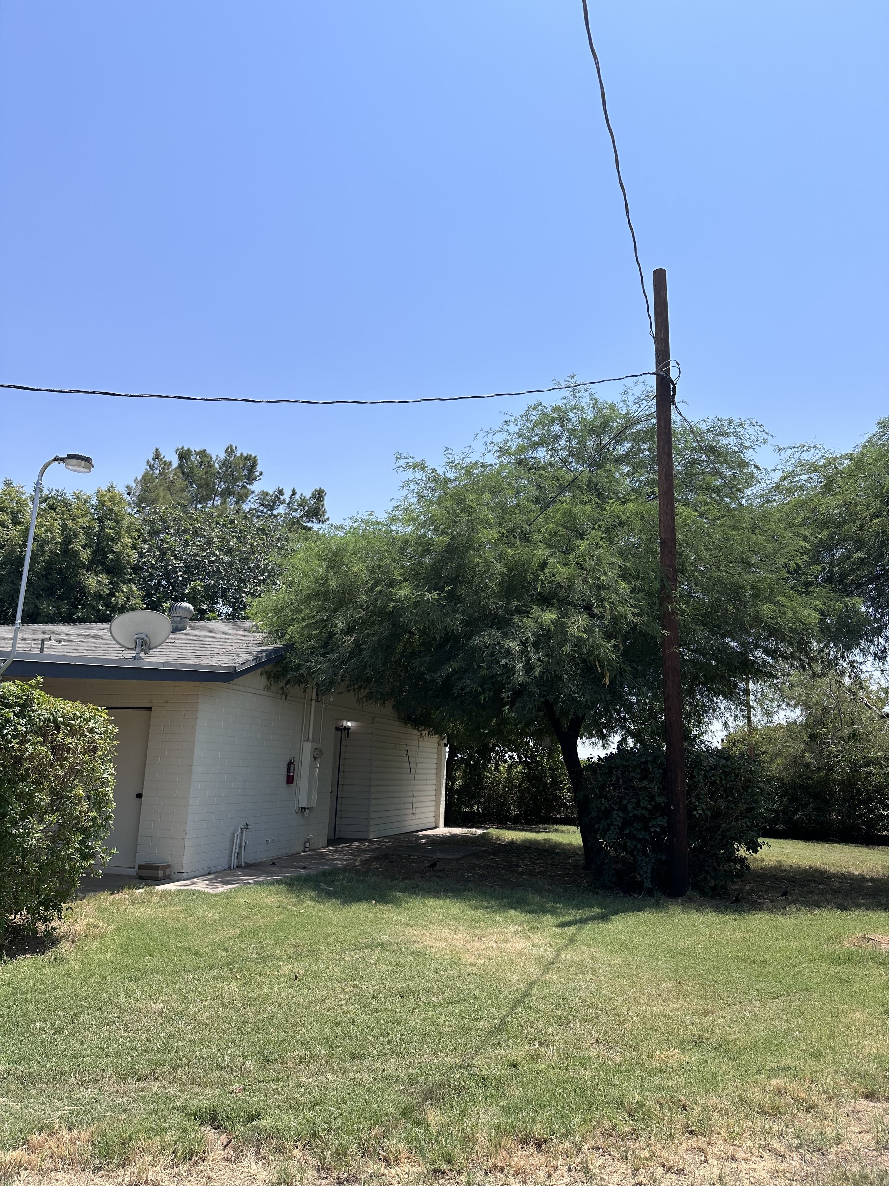 12114 E Victoria St – photo 3