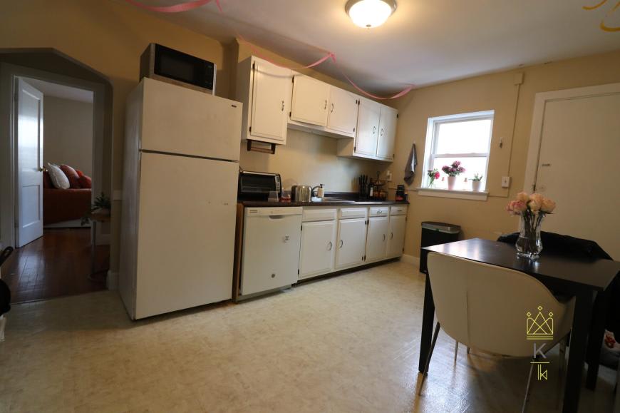 34 Beechcroft St. – photo 4