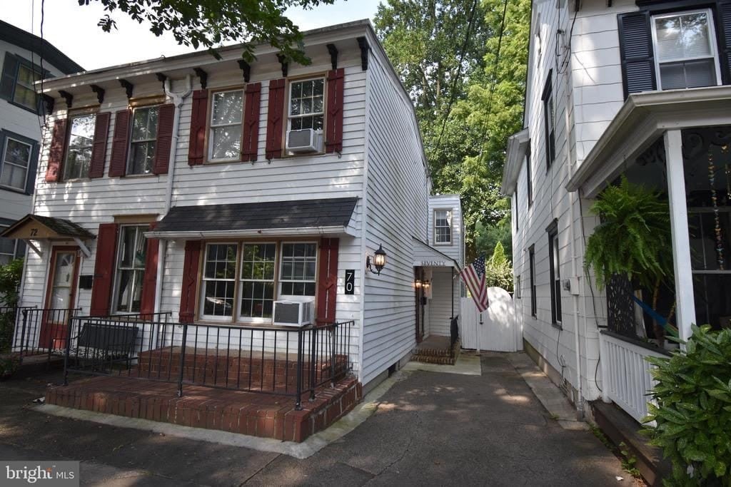 70 Centre Street – photo 2