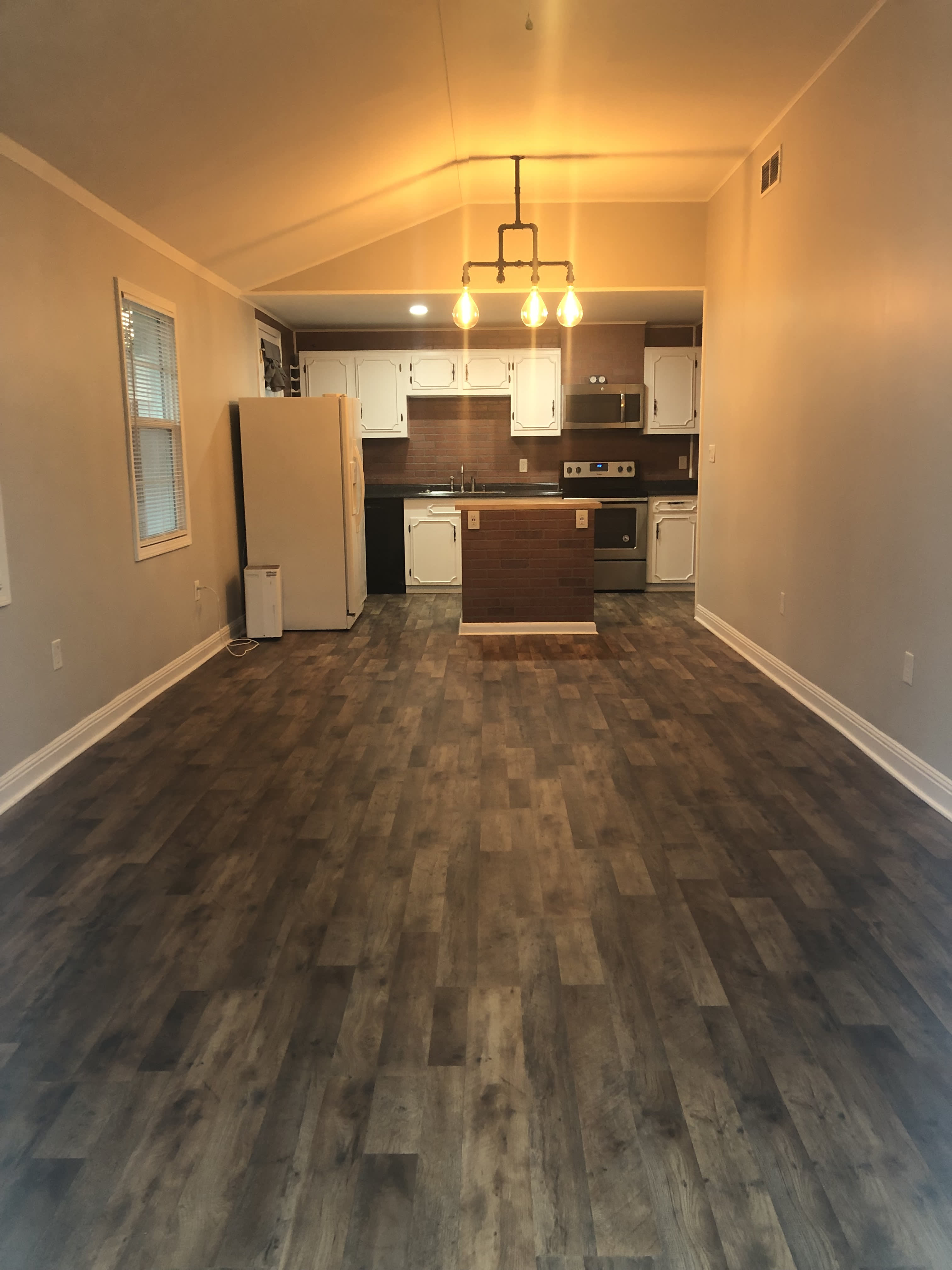 415 Page Rd – photo 2