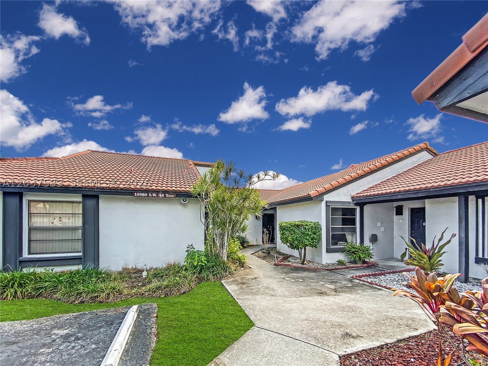 14980 SW 48th Ter – photo 1