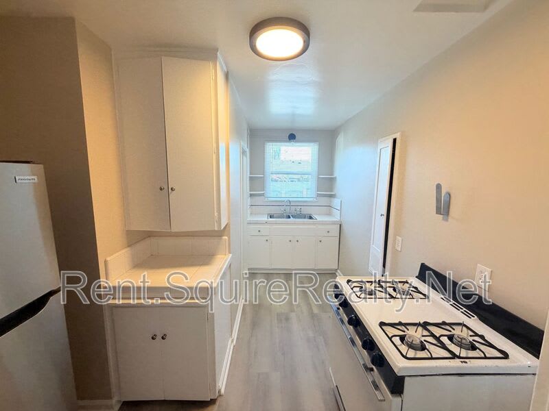 901 N San Gabriel Ave – photo 5