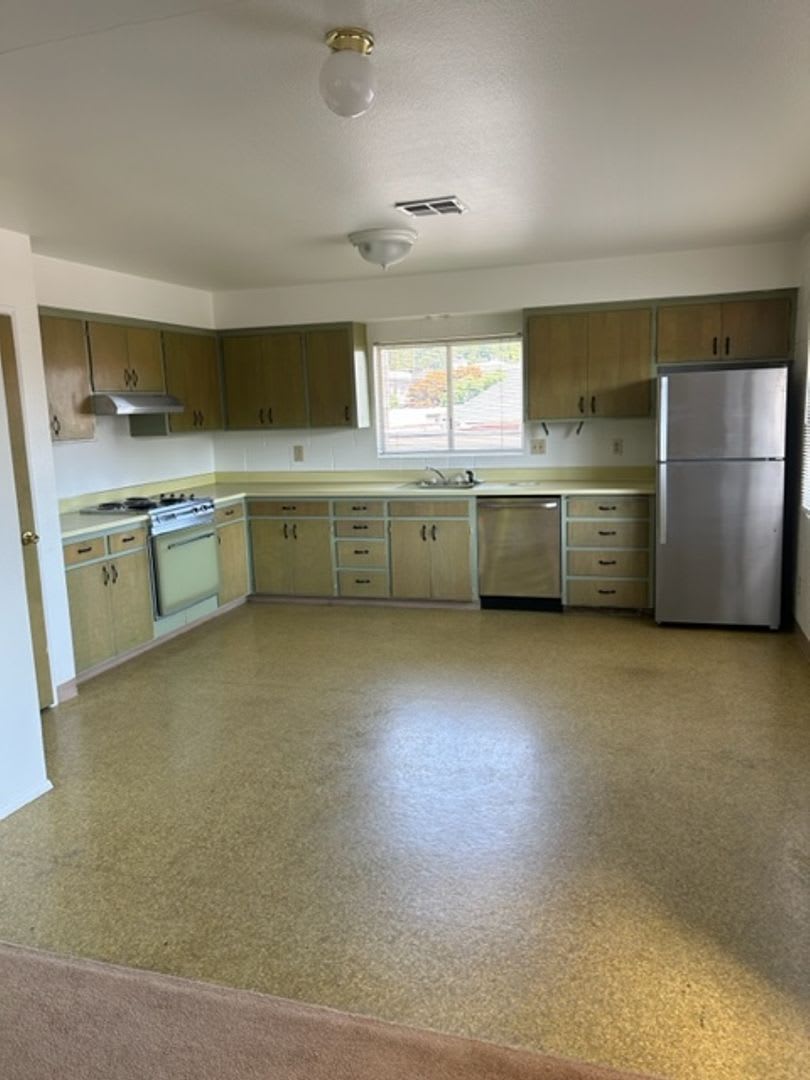 Unique Apartment for Rent in Cottage Grove – photo 3