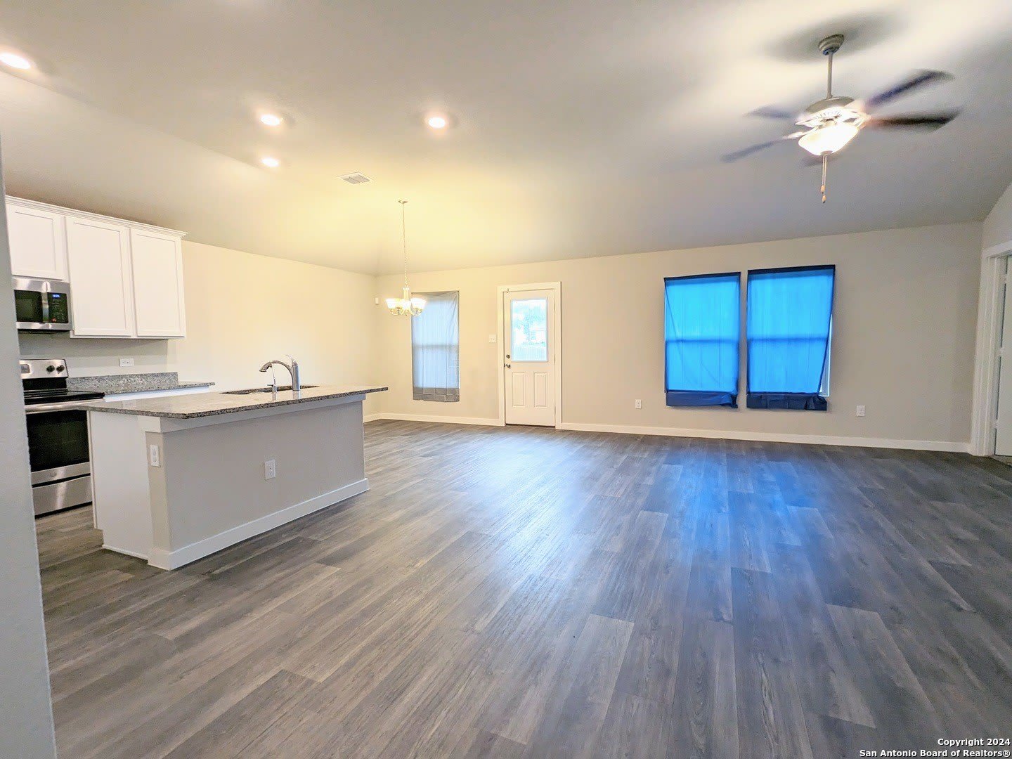 5543 CORAL VLY – photo 2