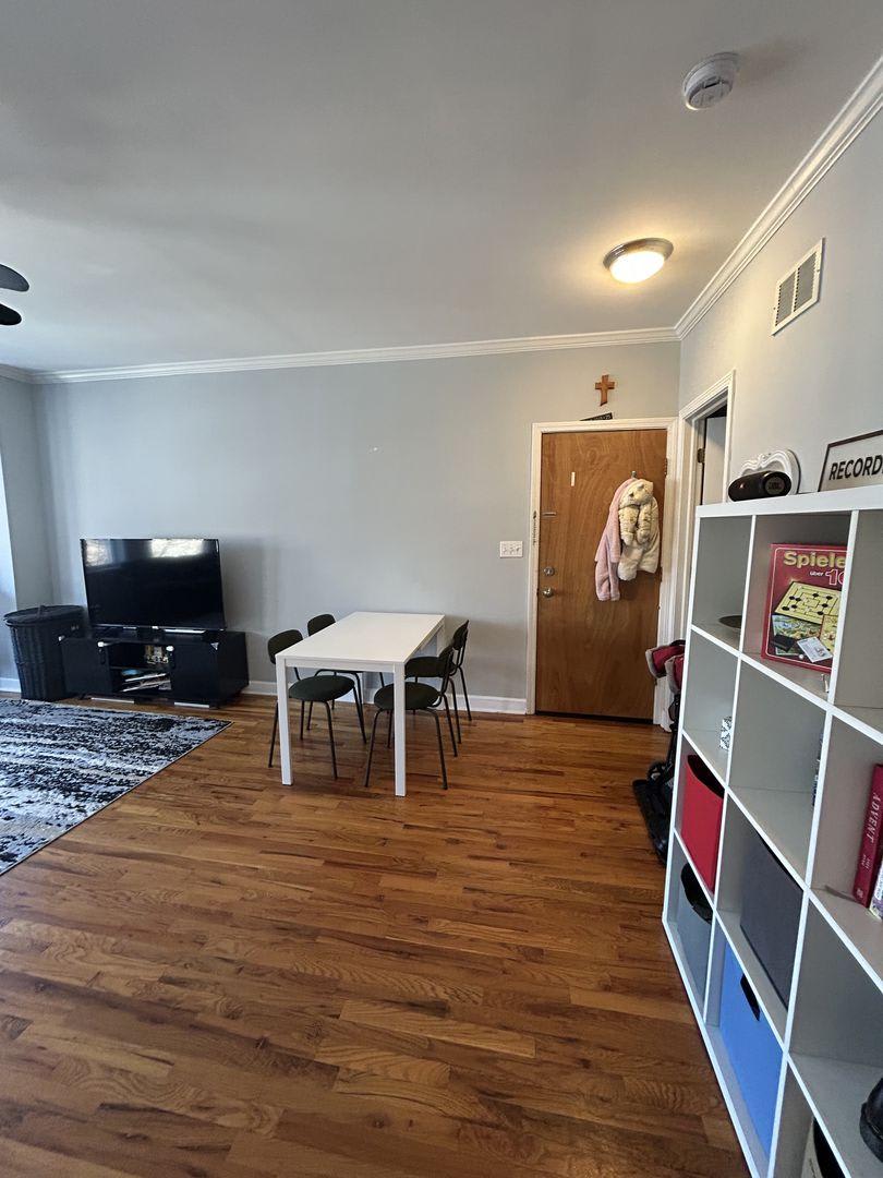 2253 W. Rosemont – photo 5