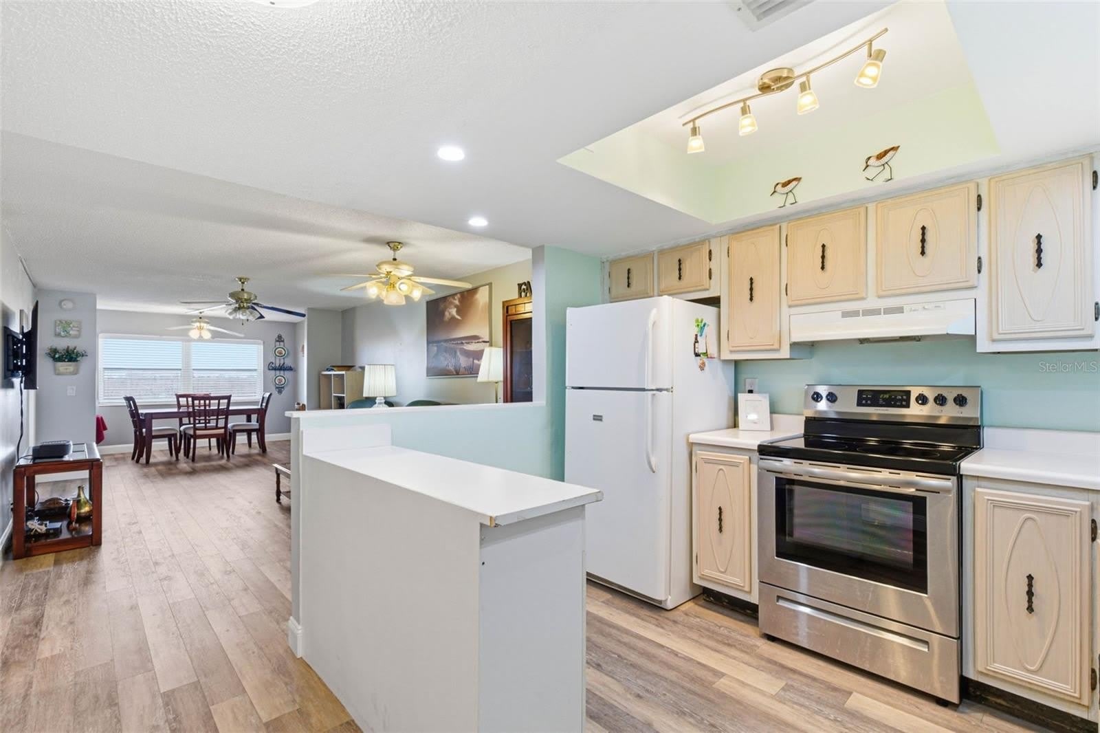 801 83Rd Avenue N – photo 2