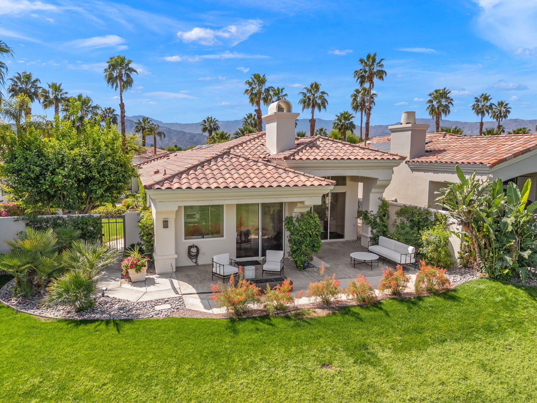 220 Tomahawk Drive – photo 1