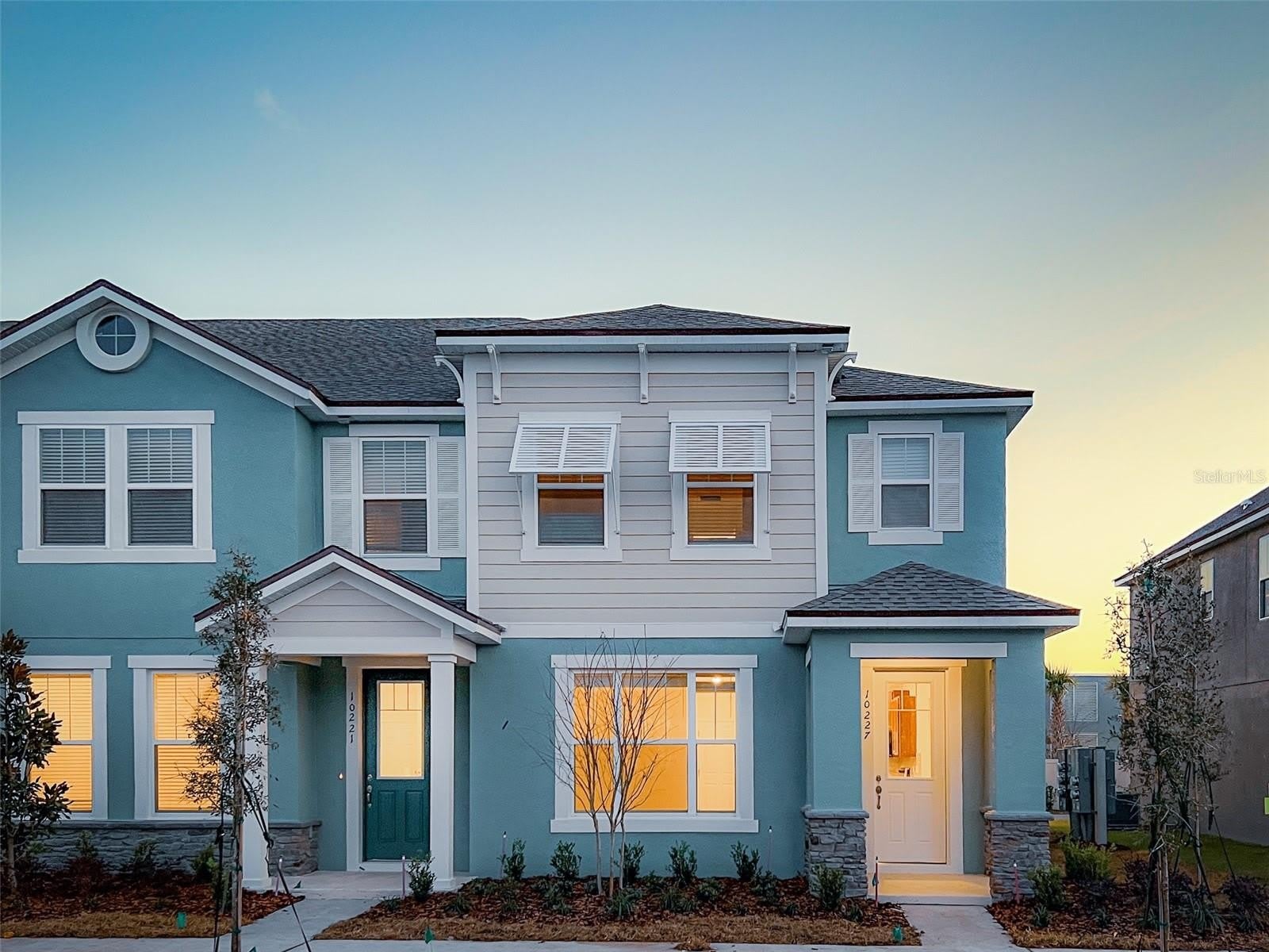 10227 HIGHLINE CREST Street – photo 1