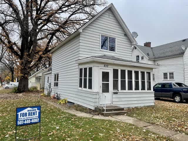 810 3Rd Avenue Northwest – photo 1