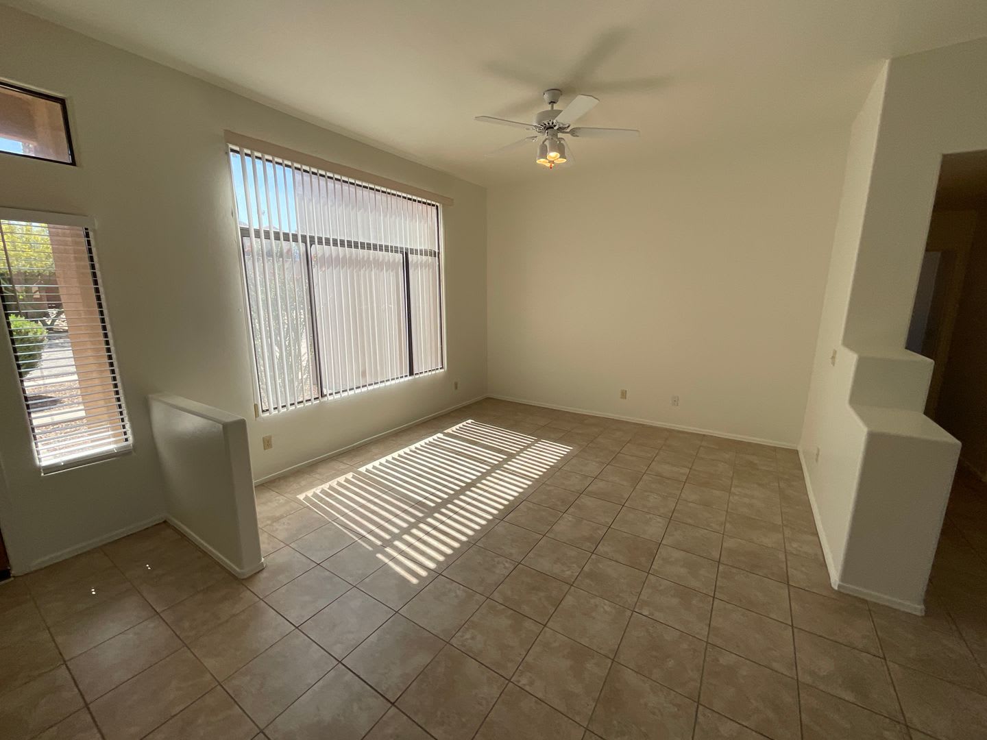 Convenient Eastside location on cul-de-sac – photo 3
