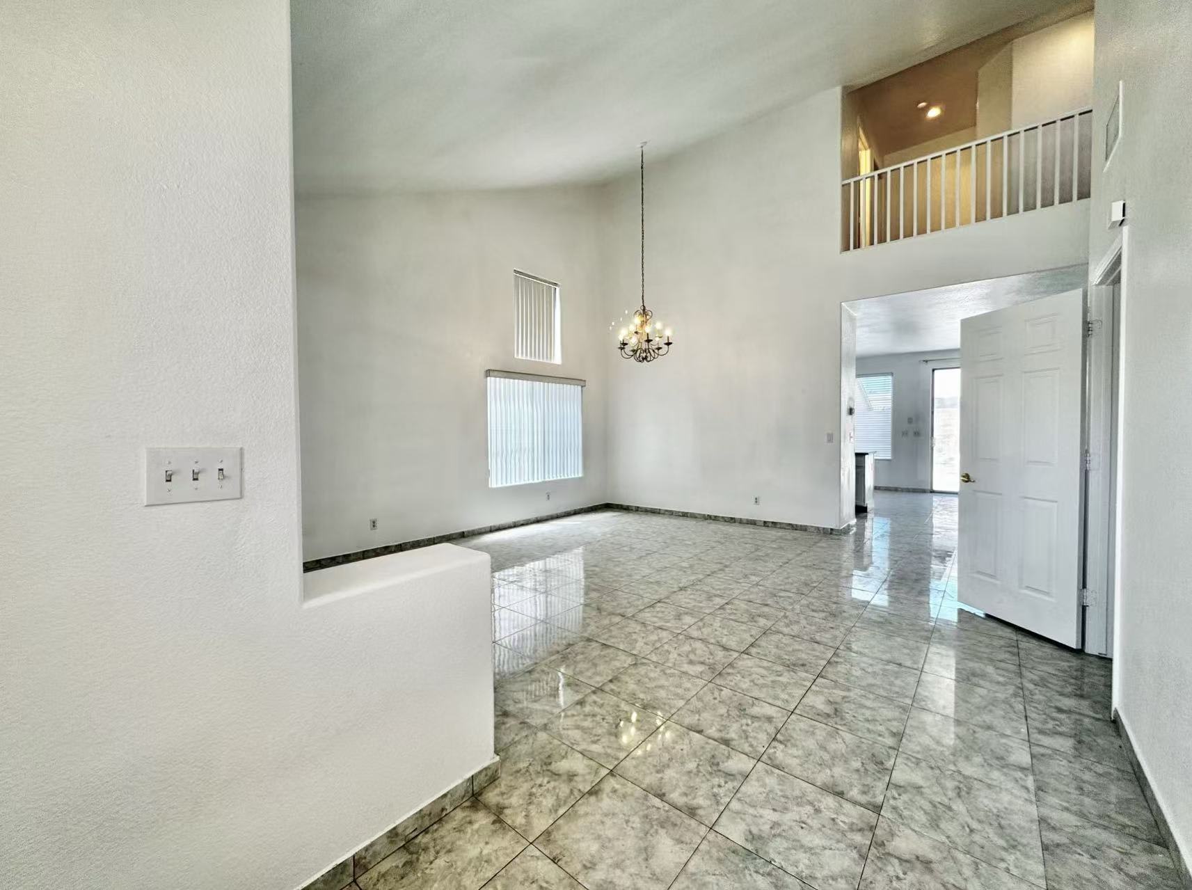 3828 Climbing Rose St – photo 4