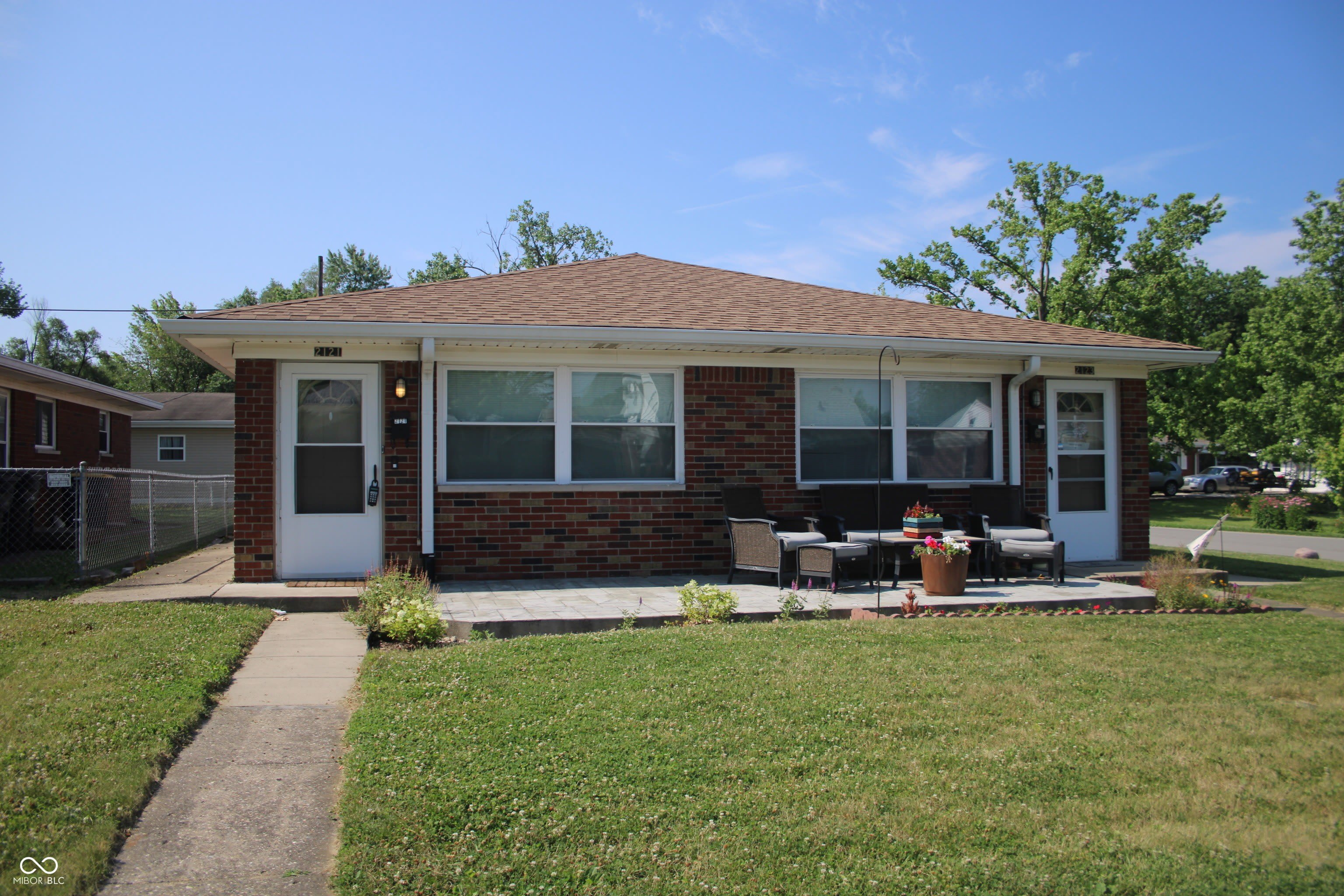 2121 Main Street – photo 1