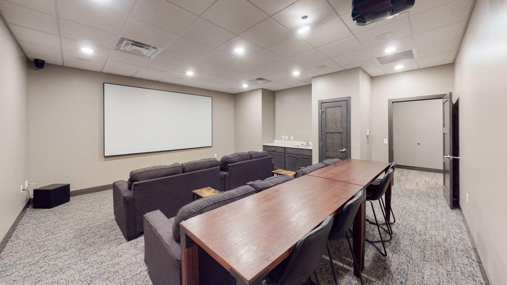 Pinnacle Point Apartments – photo 3