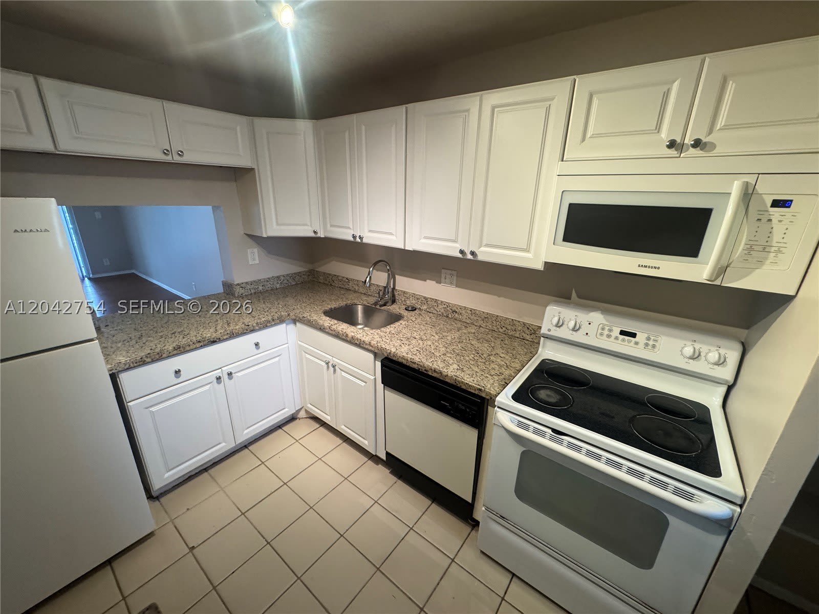 7910 Colony Cir N – photo 5