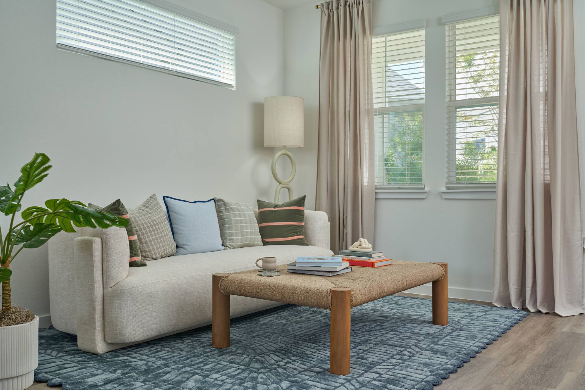 YardHomes Hero Way – photo 5