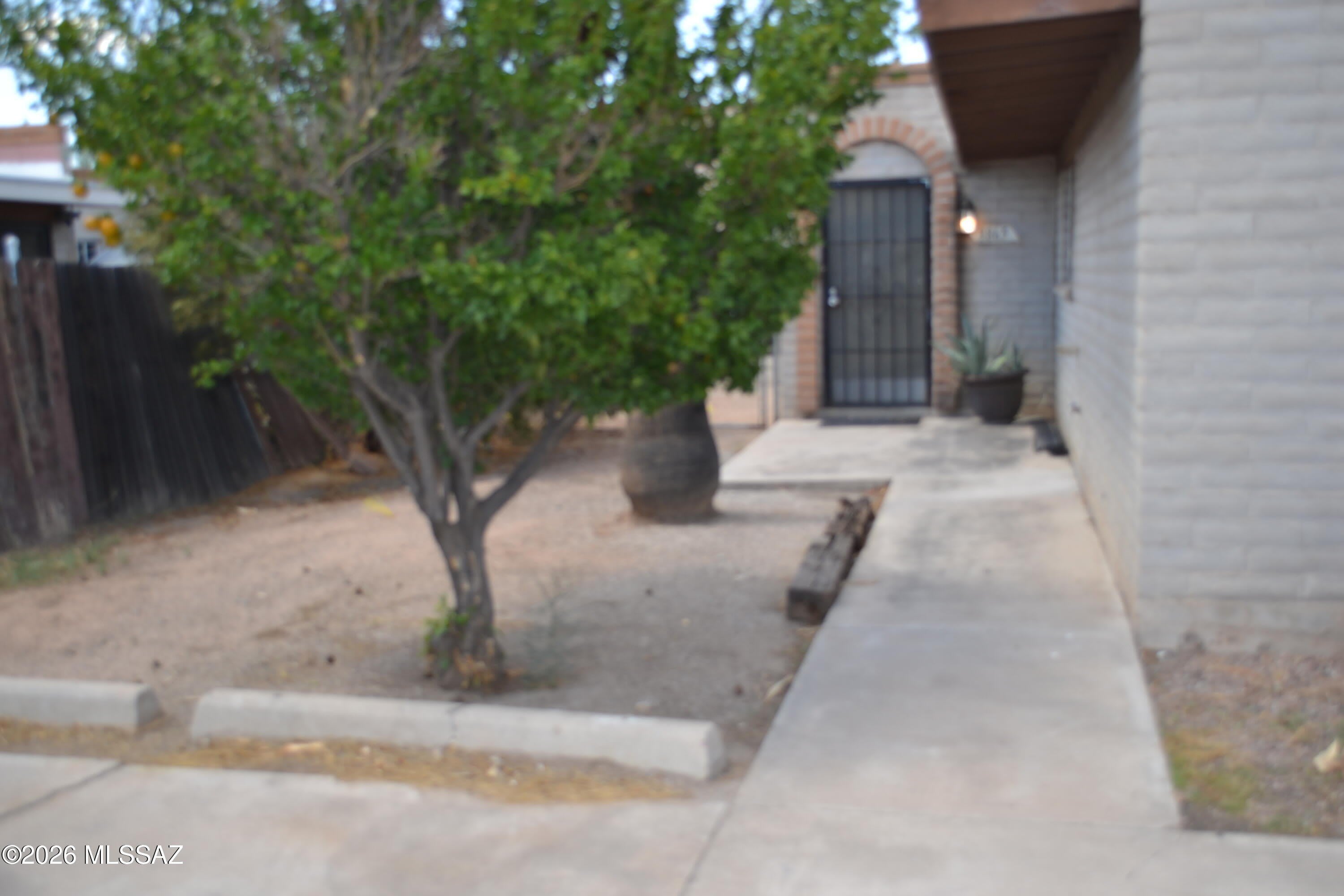 3865 E Glenn Street – photo 1