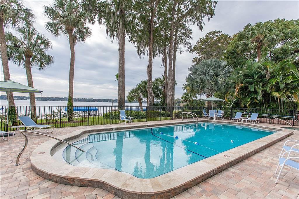 690 Osceola Ave – photo 5