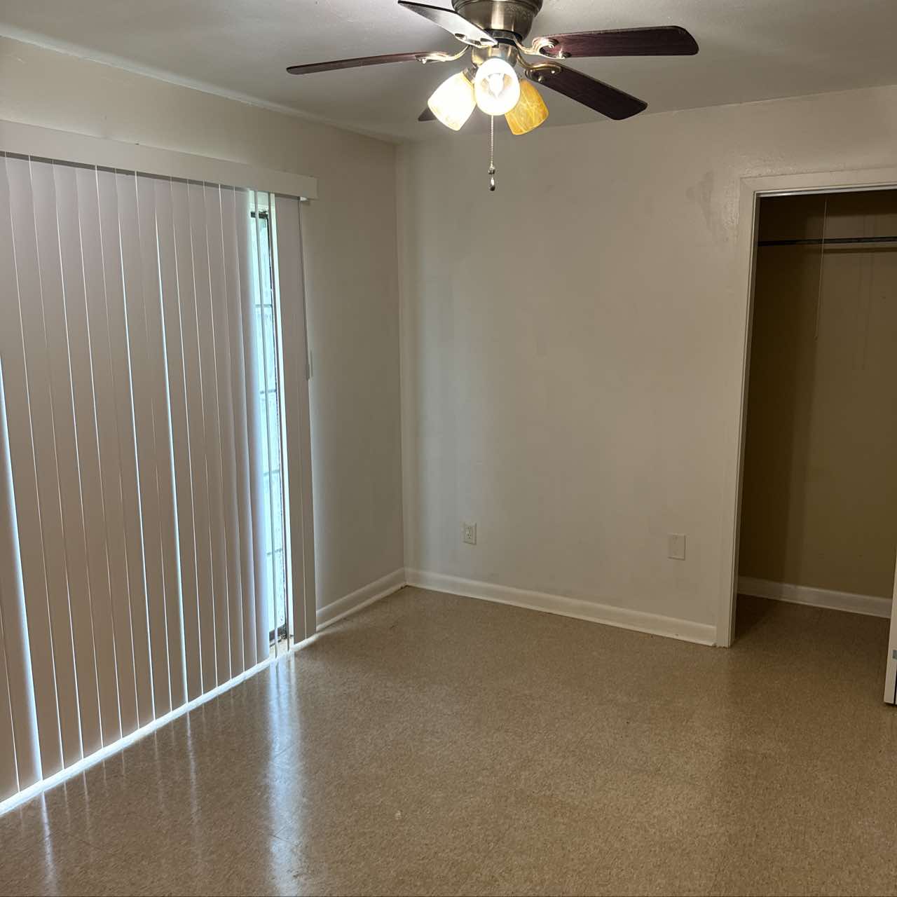 505 Marie Avenue – photo 2