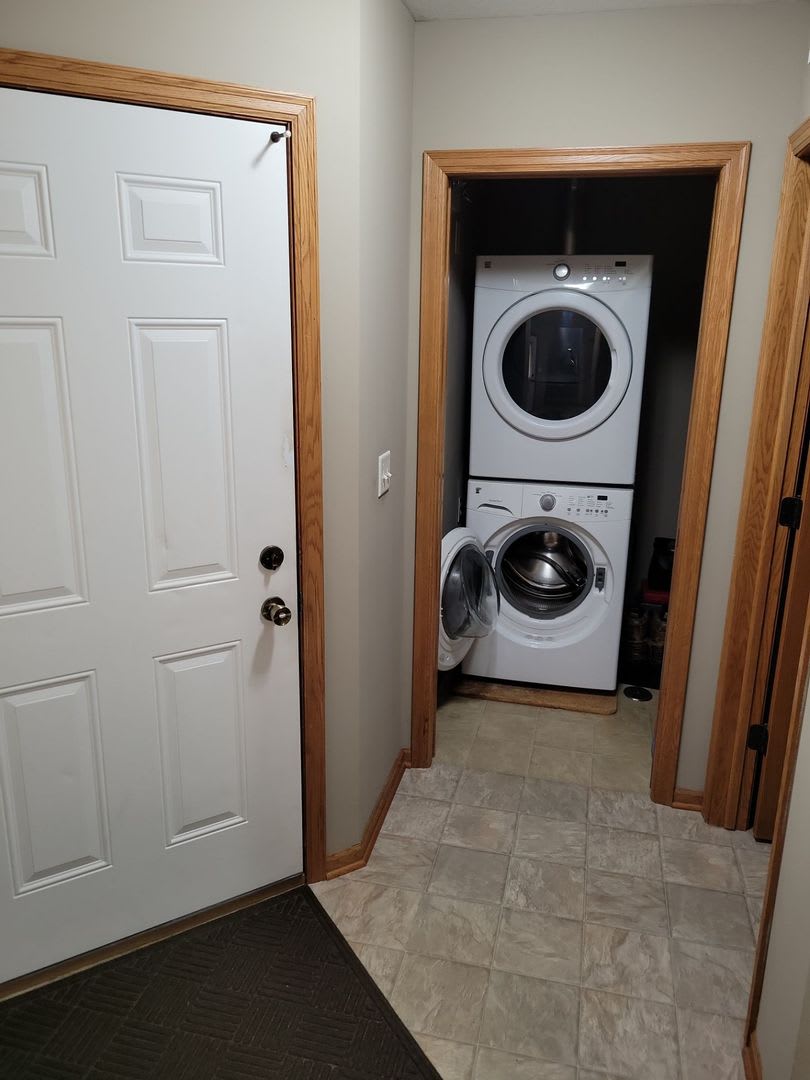 3 Bedroom Townhouse Middle Unit – photo 4