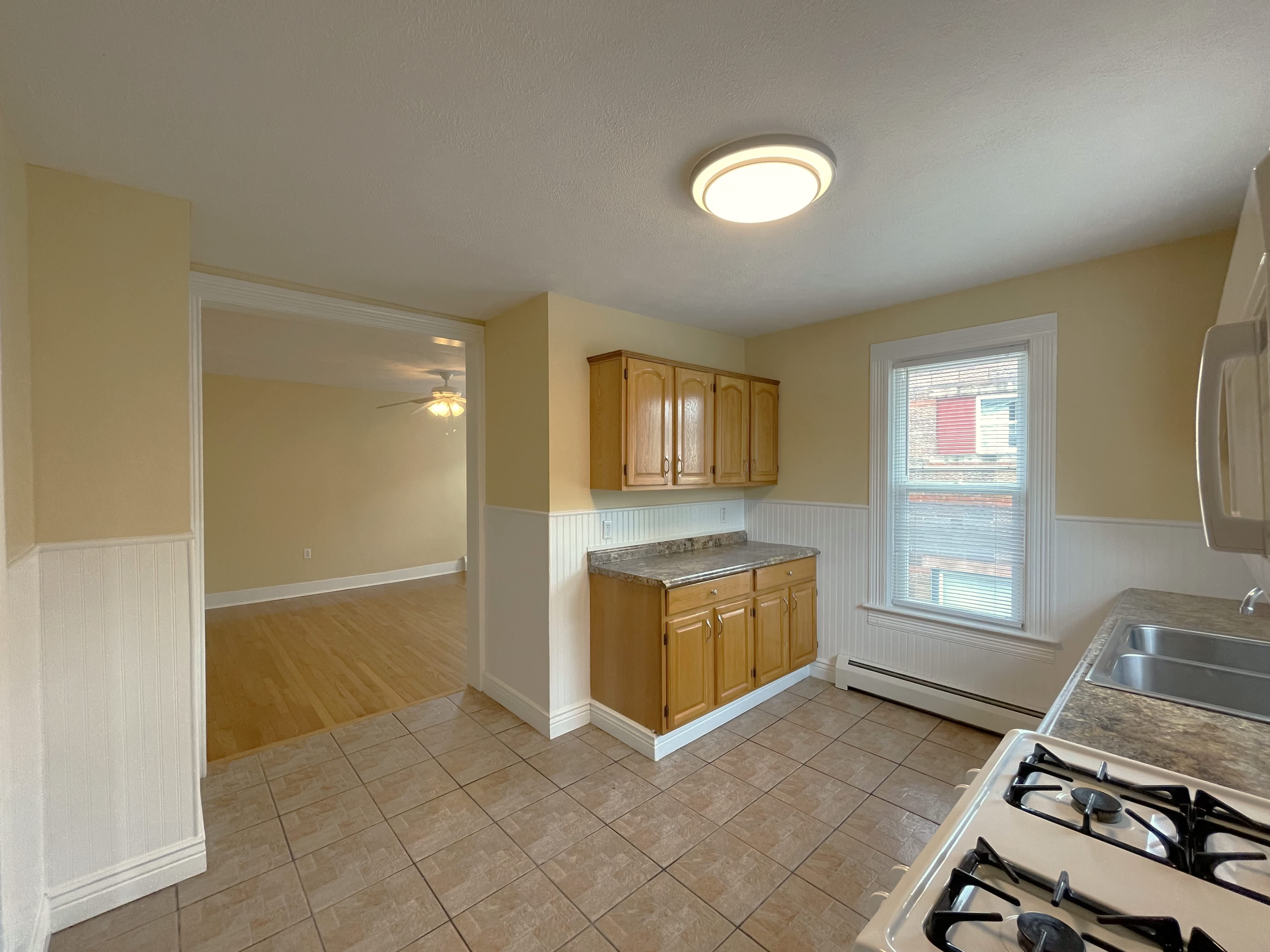 381 W 1St St – photo 2