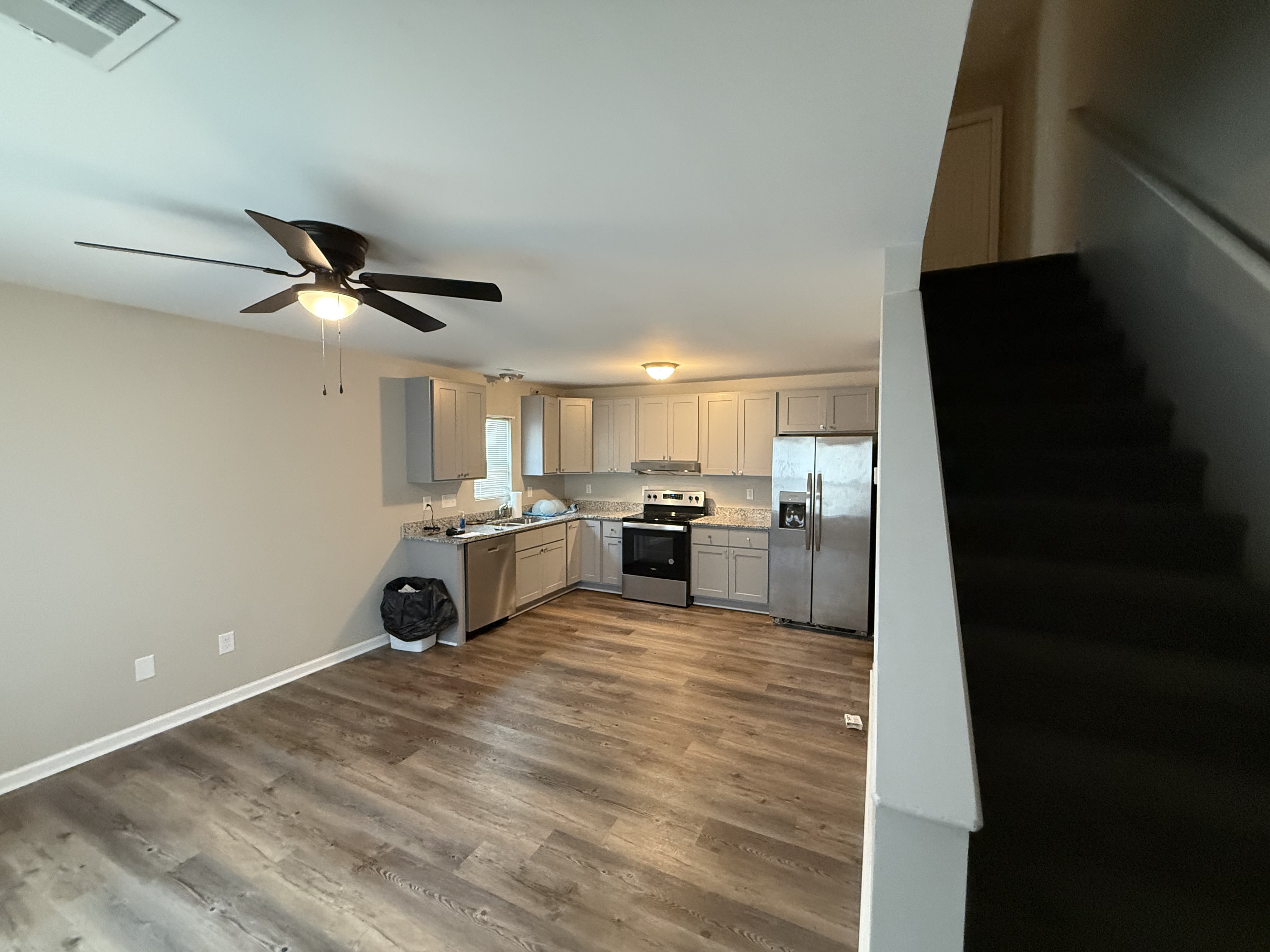 406 East Waddell Street – photo 5