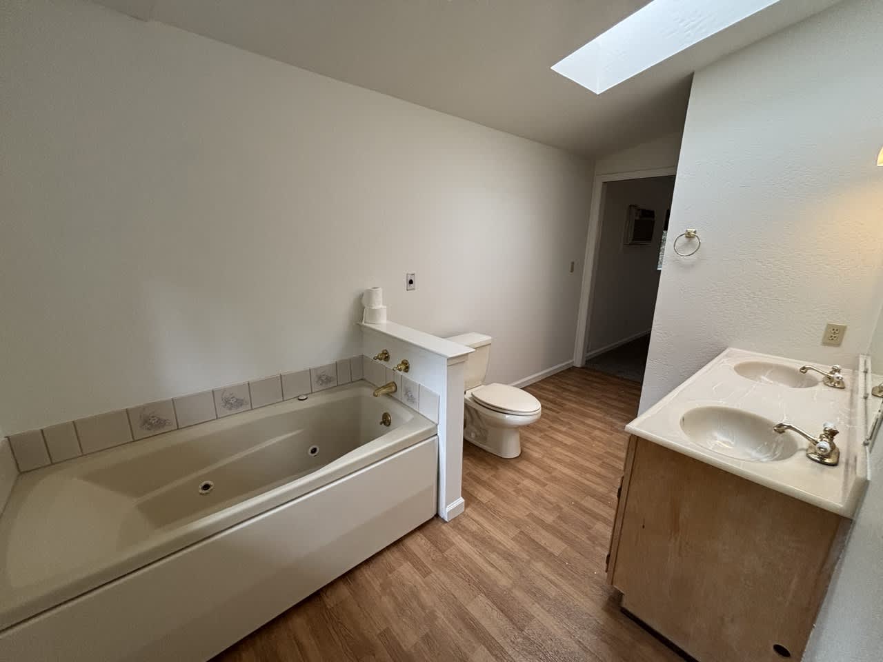 930 Darlington Ave – photo 5