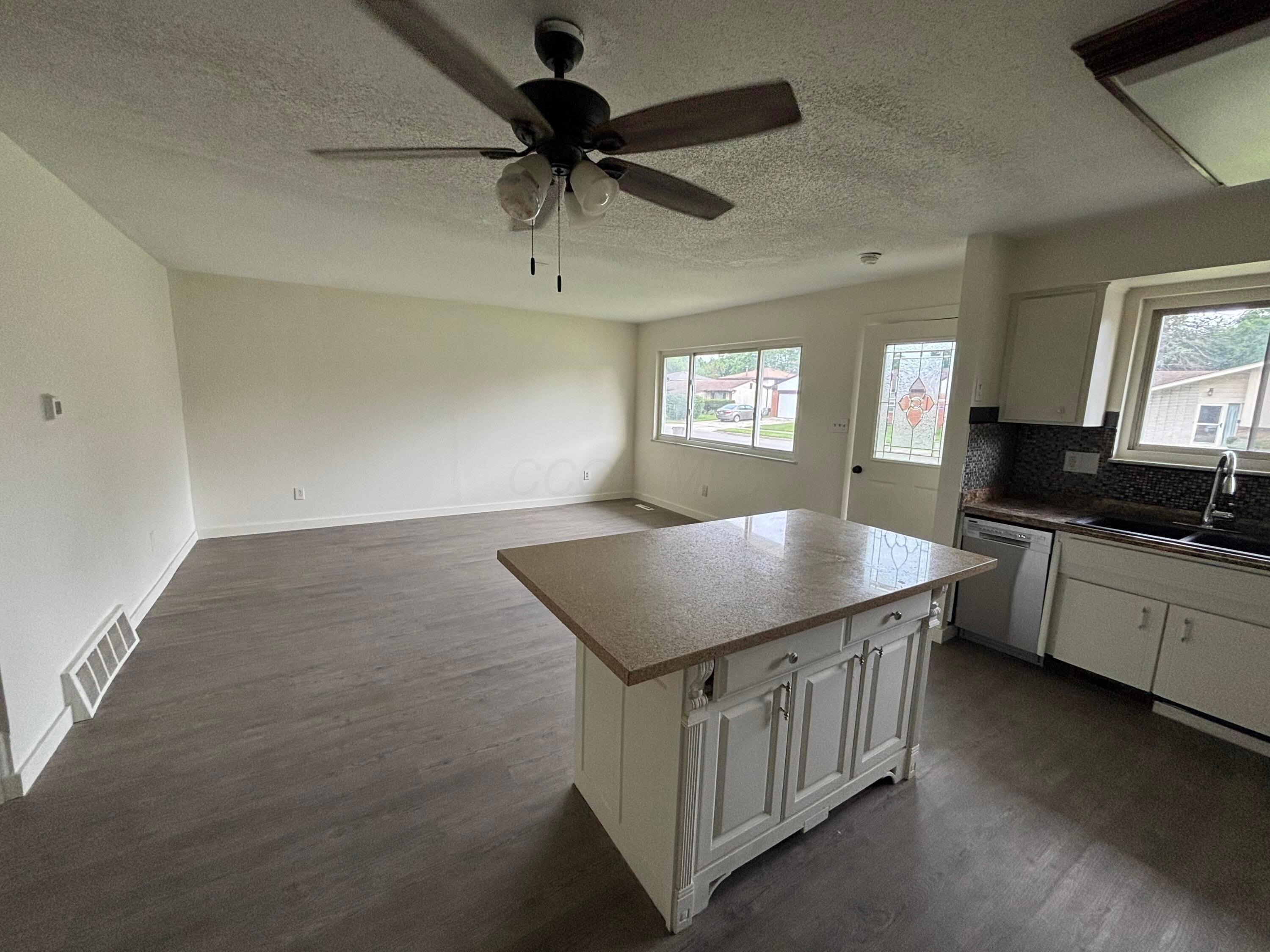 4900 Kresge Drive – photo 5