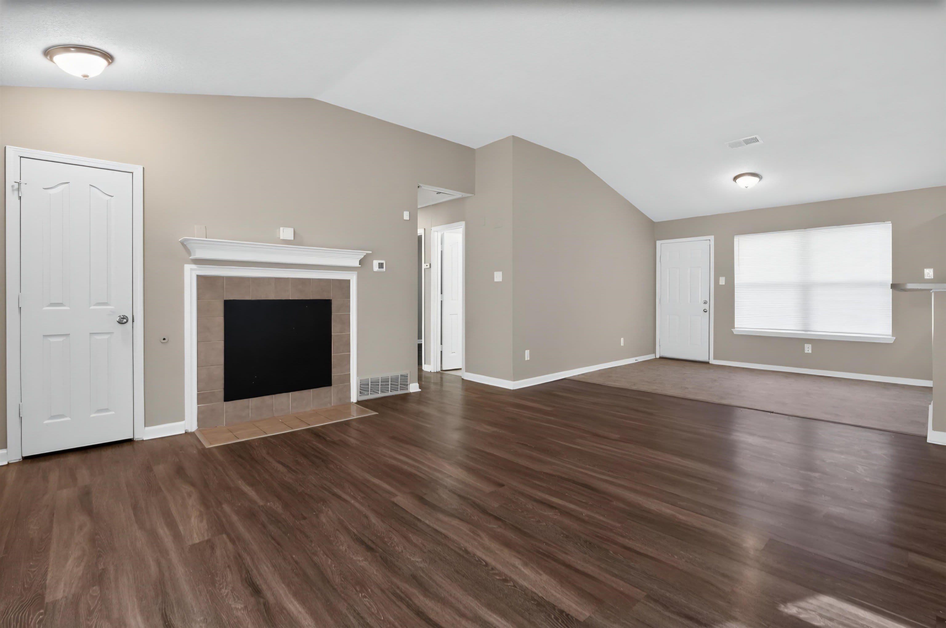 4393 Bishop Hills Dr – photo 3