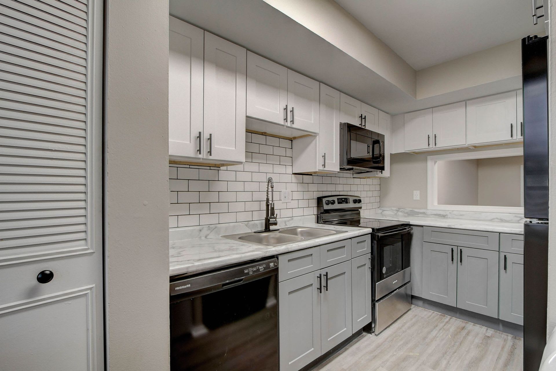 The Grove on 79th – photo 2