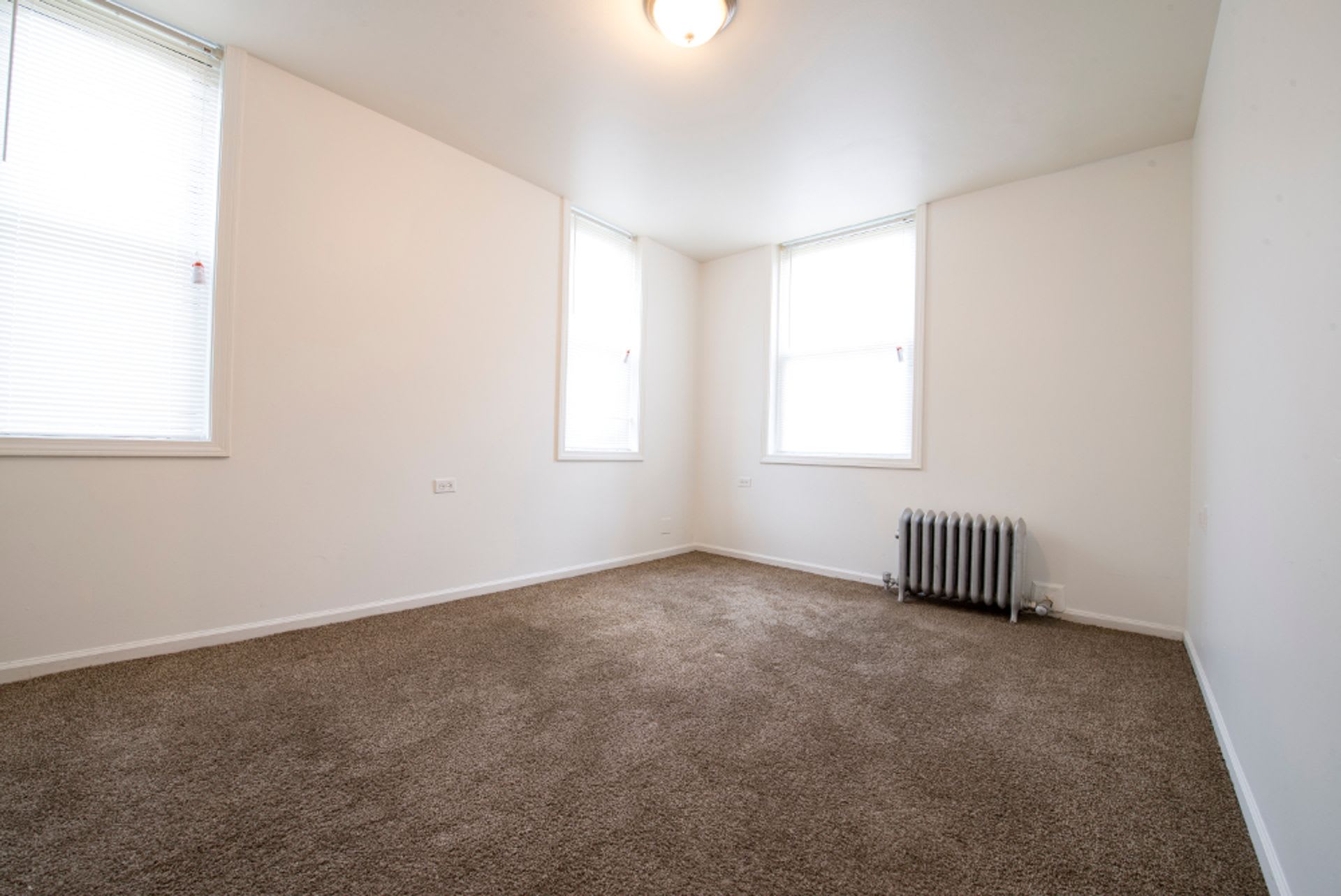 7409 S Yates Blvd – photo 3