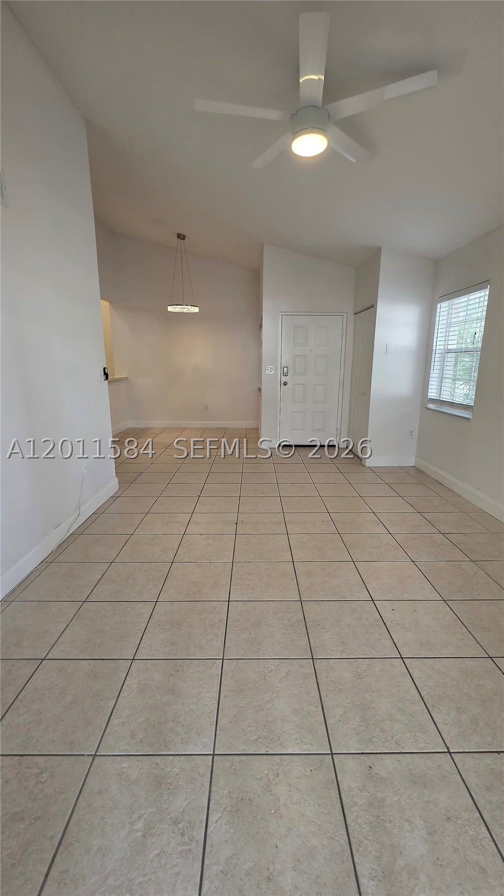 2880 N Oakland Forest Dr – photo 3
