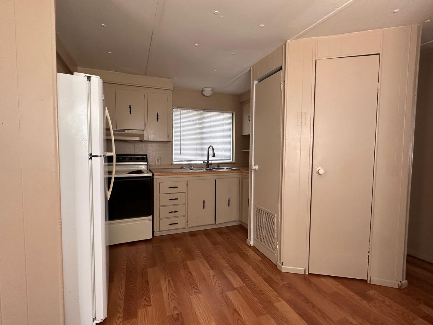 Creekside Mobile Homes – photo 3