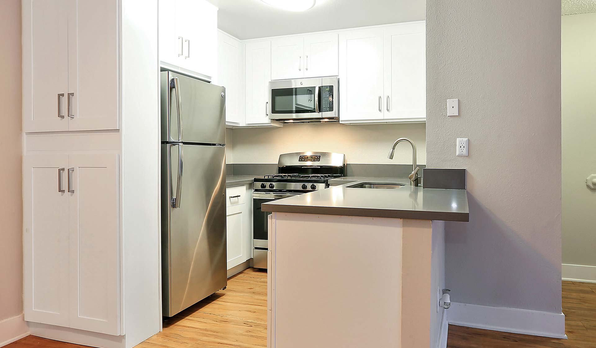 Indian Oaks Apartments – photo 3