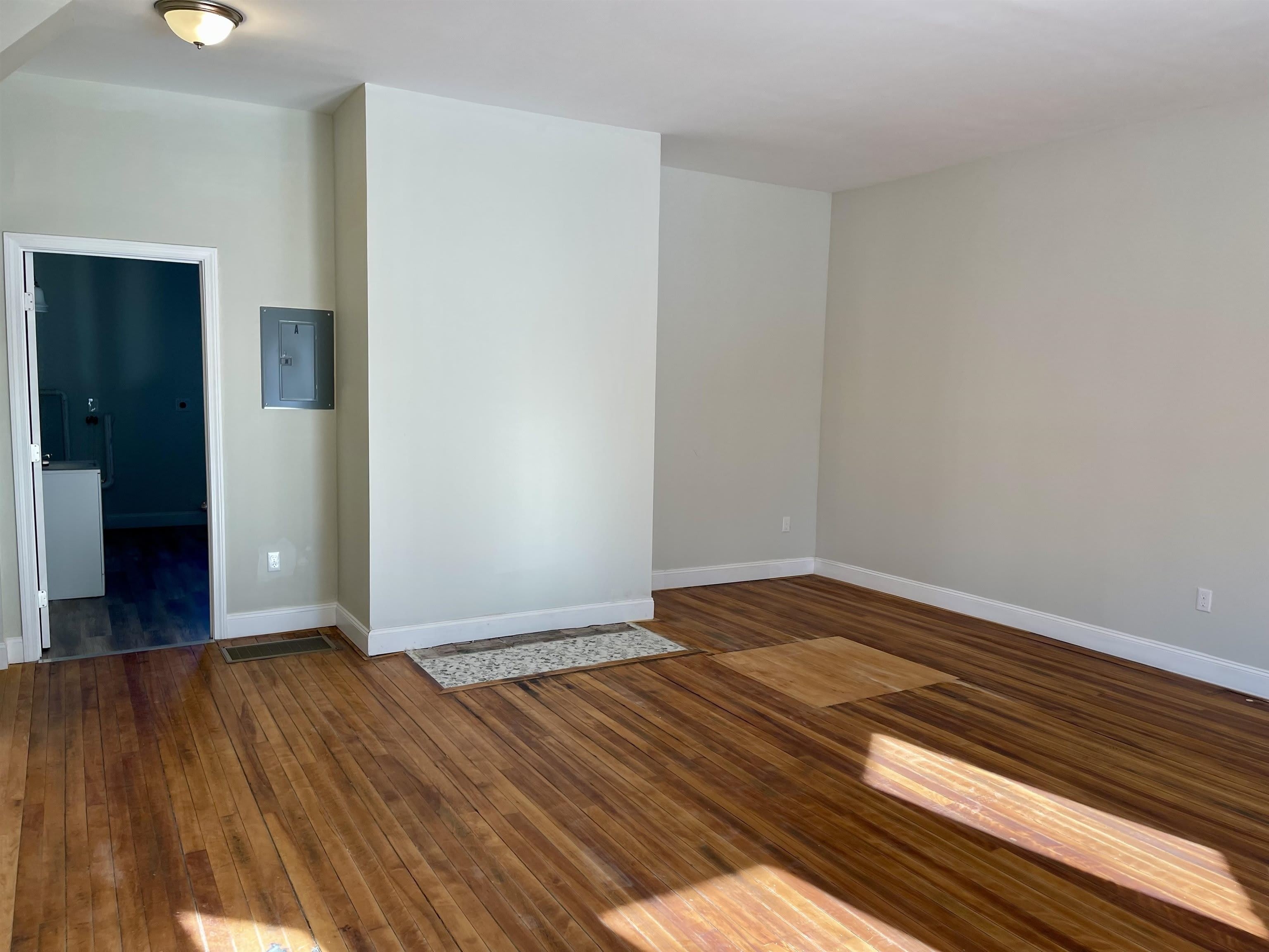 90 Pleasant Street – photo 3