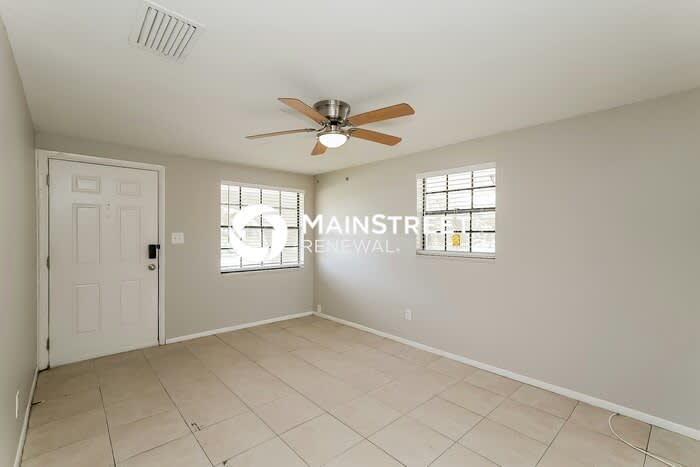 4712 East Curtis Street – photo 4