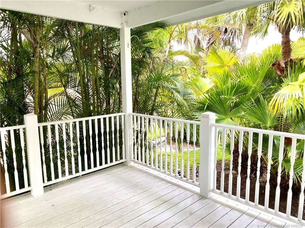 625 SW Salerno Road – photo 5