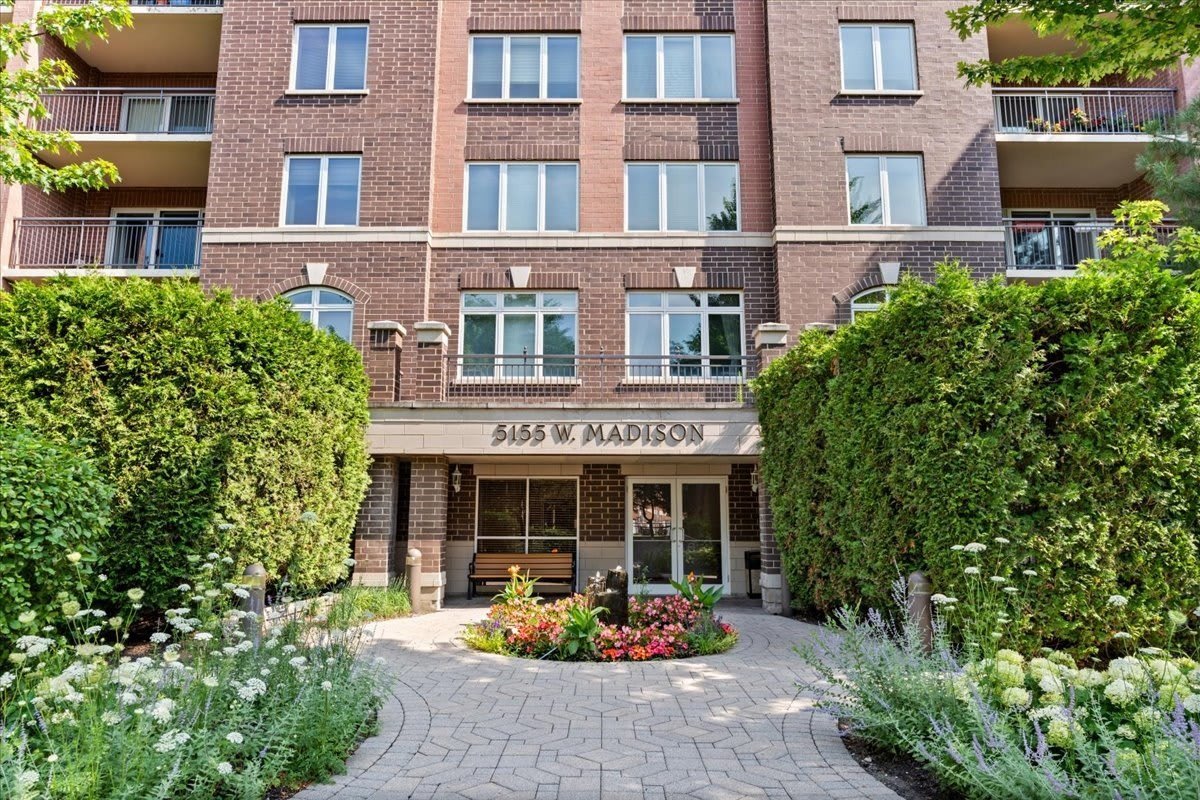 5155 MADISON Street – photo 2