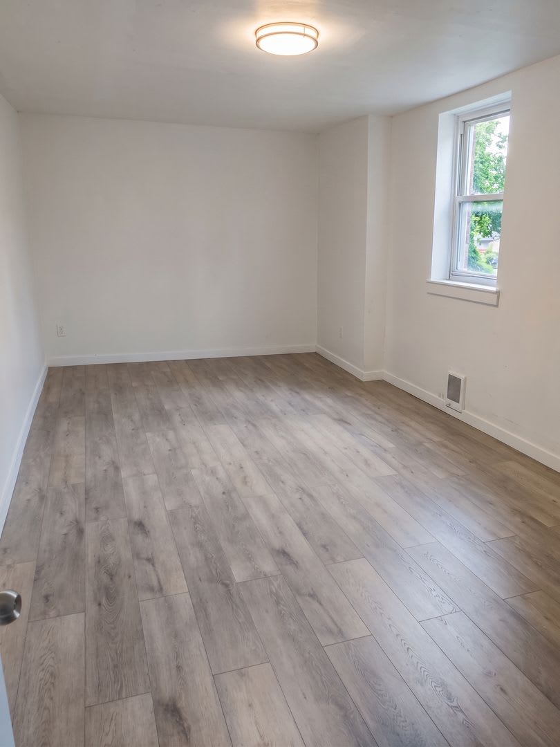 2461 N. 29th St. – photo 4
